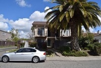 Building Photo - 2213 Roselake Ave