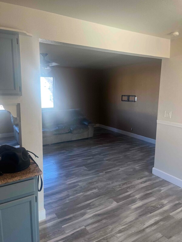 Building Photo - 13353 Driftwood Village