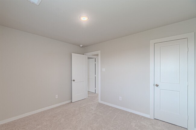 Building Photo - 21606 Wave Holw Dr