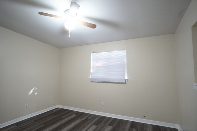 Building Photo - Pet-friendly 3/2 Updated home in the heart...