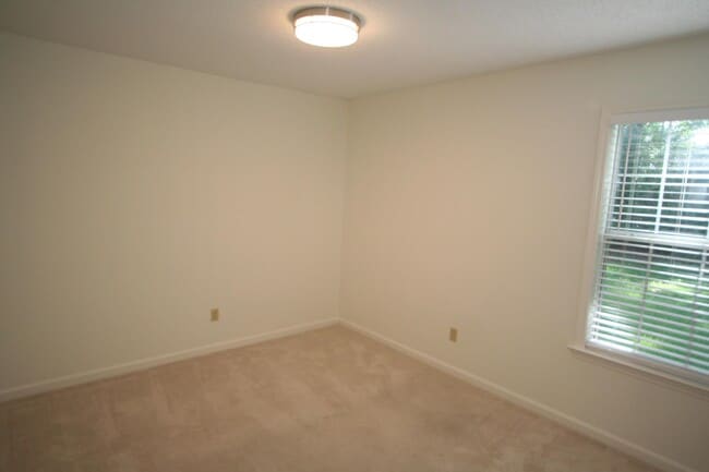 Building Photo - 1388 Milestone Dr