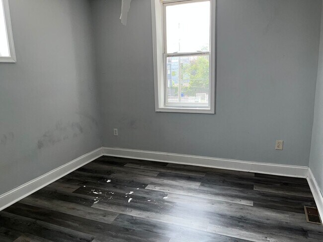 Building Photo - 264X Polk St