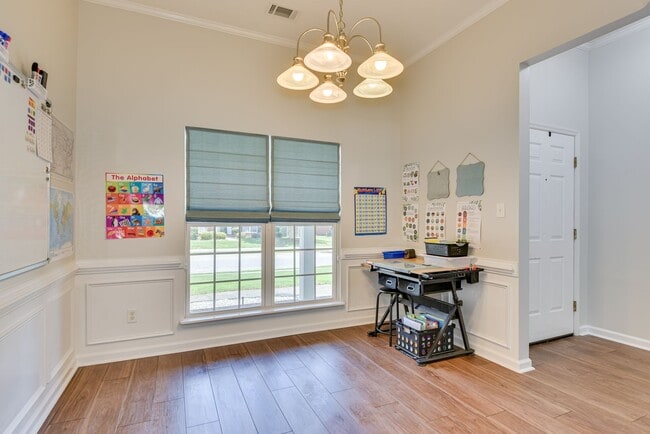 Building Photo - 660 Butler Springs Cir