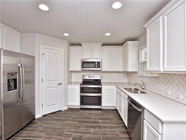 Building Photo - 9505 Grapevine Leaf Dr