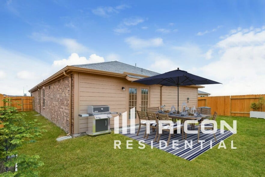 Building Photo - 437 Palomino Stand Dr