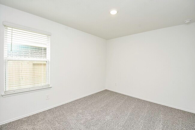 Building Photo - 14919 Clay Harvest Rdg