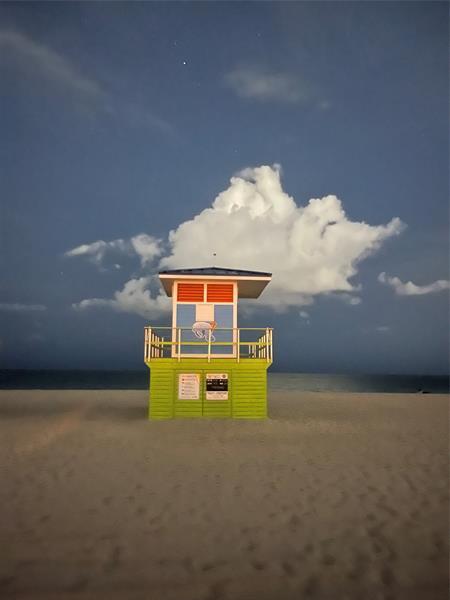 Building Photo - 400 N Riverside Dr