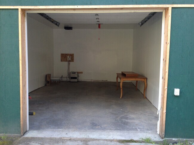 Building Photo - 3911 Murphy Dome Rd