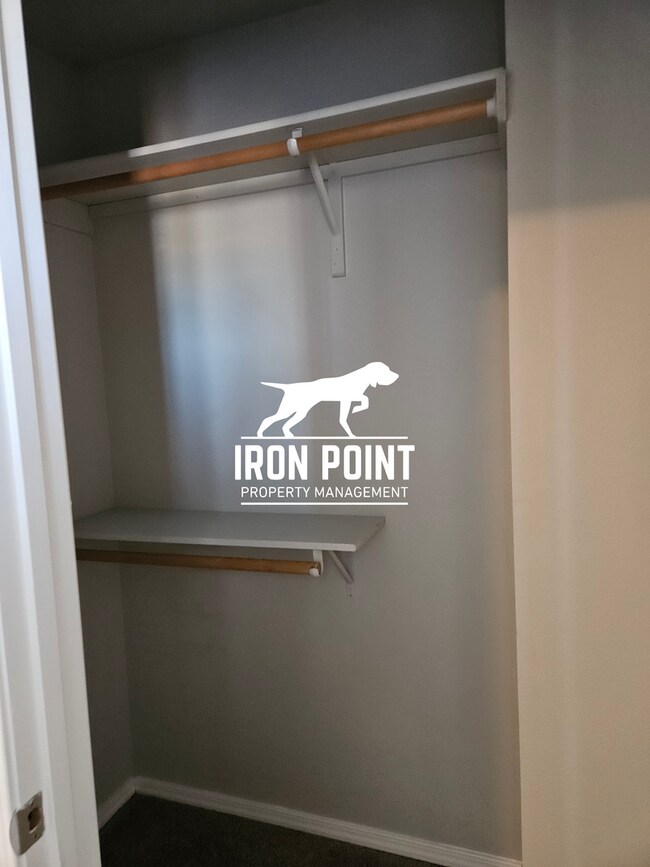 Building Photo - 2008WHITEOAK