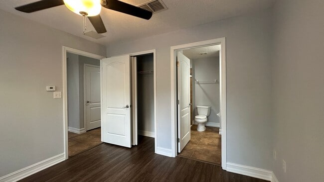 Building Photo - 3720 Messina Dr