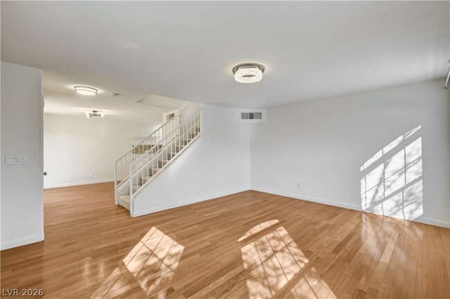 Building Photo - 1602 Coyote Run Dr