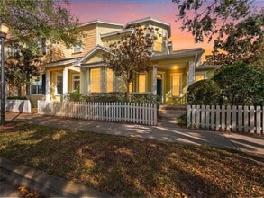 Building Photo - 6222 Hadley Commons Dr