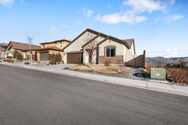 Building Photo - Newer South Reno Single Level House for Rent