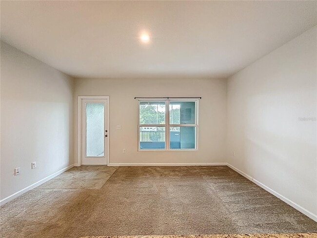 Building Photo - 409 Sedgewick Dr