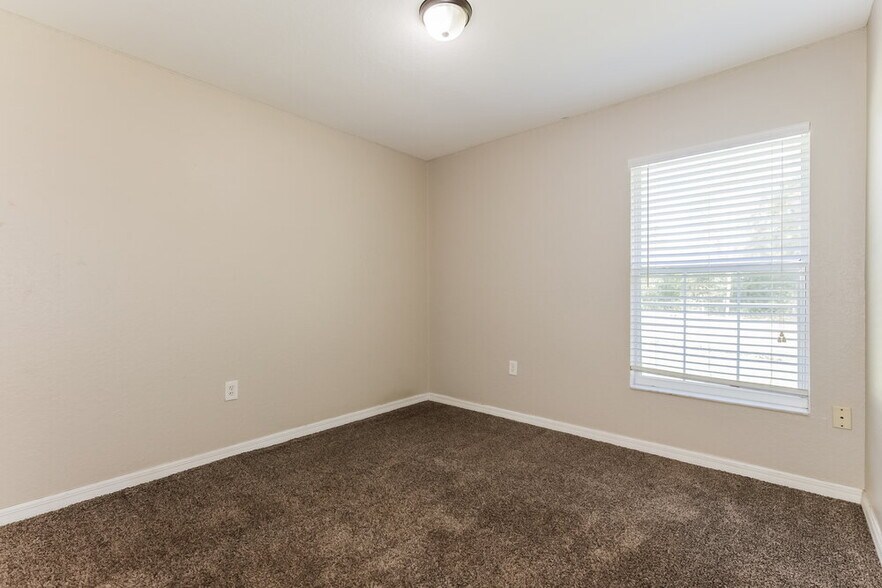 Building Photo - 3051 Sire Trail