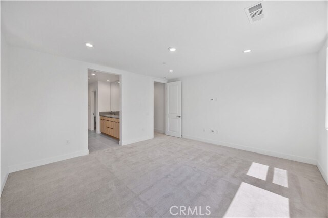 Building Photo - 169 Creation