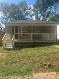 Building Photo - 310 Gamma St S