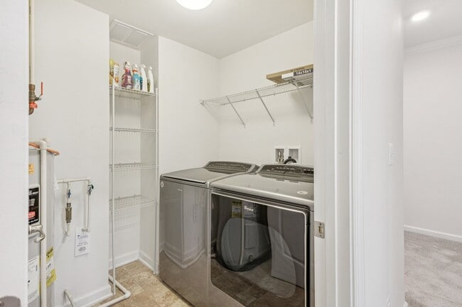 Building Photo - Welcome to this stunning 3-bedroom, 2.5-ba...