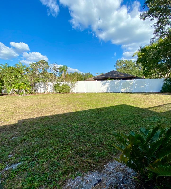 Building Photo - 1429 Dogwood Dr