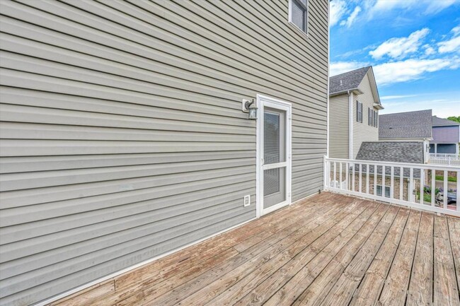 Building Photo - 1145 Cranberry Ct