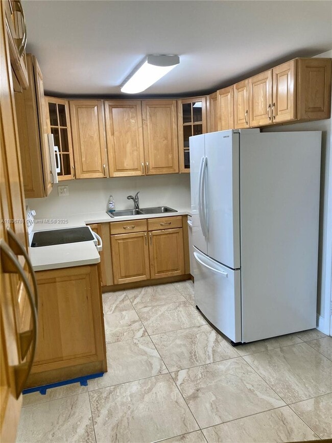 Building Photo - 13951 Kendale Lakes Cir