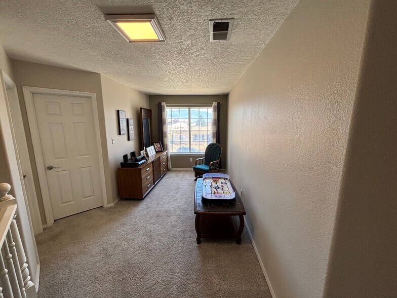 Building Photo - 8105 Wellsburg Ct NW