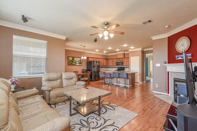Building Photo - 21706 Owl Canyon Dr