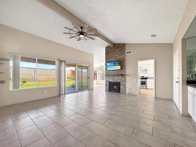 Building Photo - 76946 Kentucky Ave