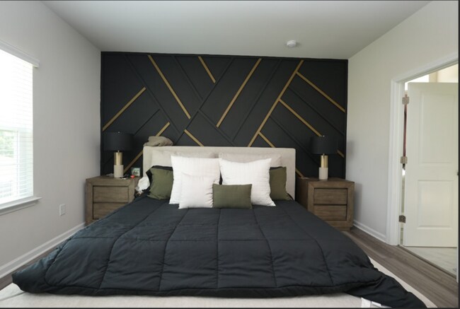 Building Photo - Spacious 4-Bedroom Home with Modern Comforts
