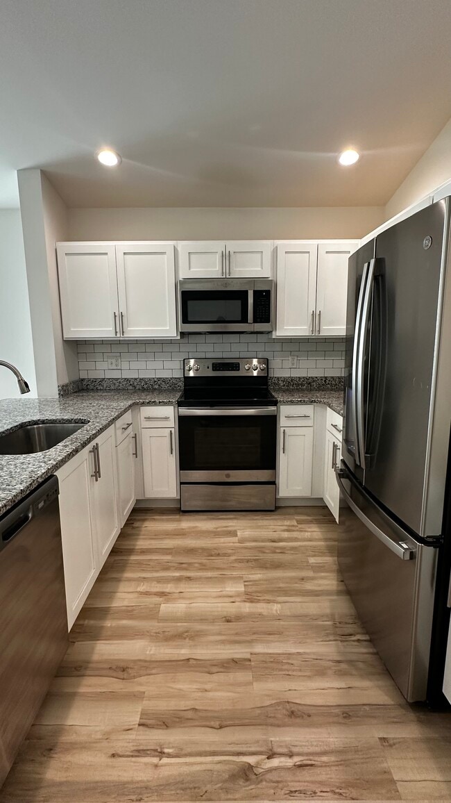 Building Photo - 938 Osage Villa Ct