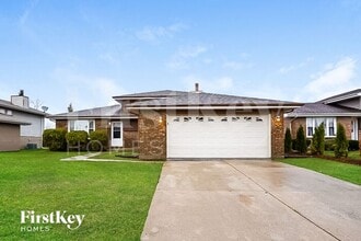 Building Photo - 17225 Coventry Ln