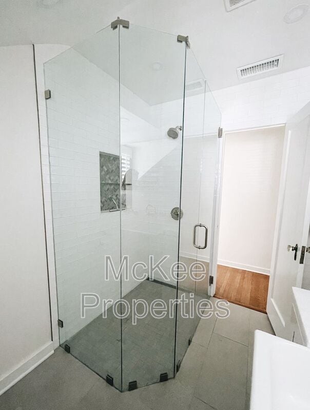 Building Photo - 277 B Ave