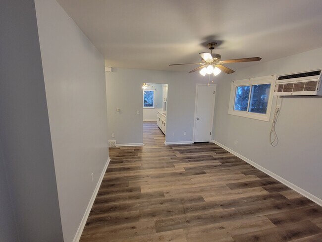 Building Photo - 5034 Ora St