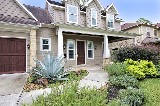 Building Photo - 1213 Althea Dr