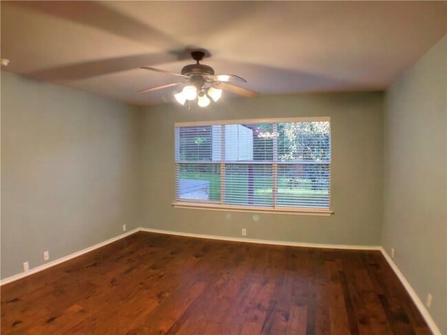Building Photo - 2308 Paradise Ridge Dr