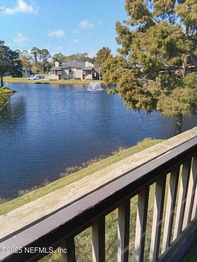Building Photo - 10200 Belle Rive Blvd