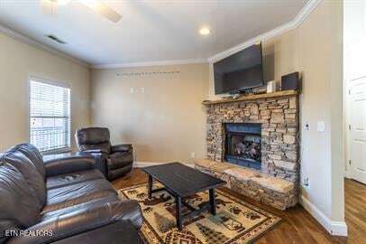 Building Photo - 306 White Cap Ln