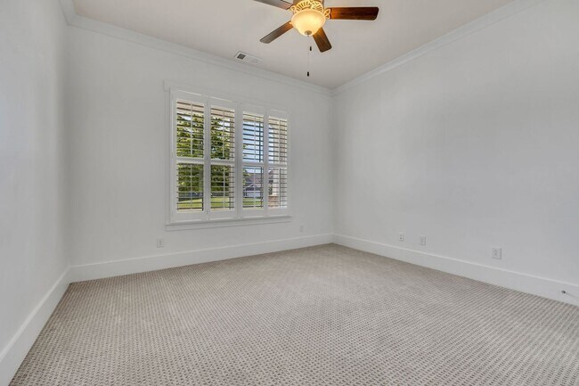 Building Photo - Beautifully maintained and move-in ready, this stunning mostly one-level all-brick home