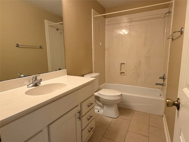 Building Photo - 2401 24th St N