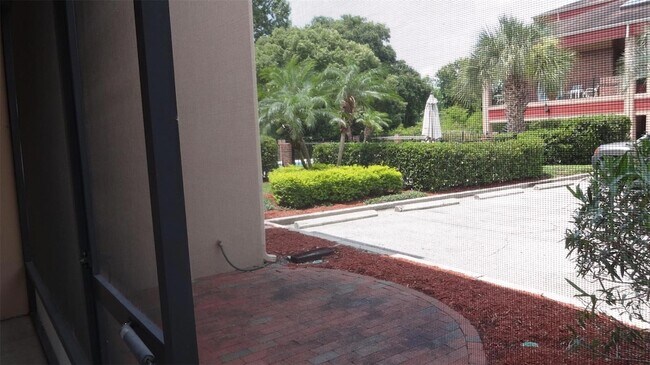 Building Photo - 1144 Delaney Ave