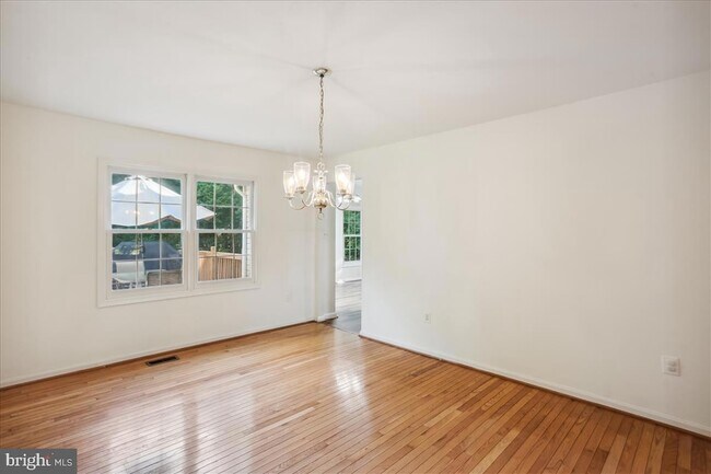 Building Photo - 18518 Gingerbread Ln