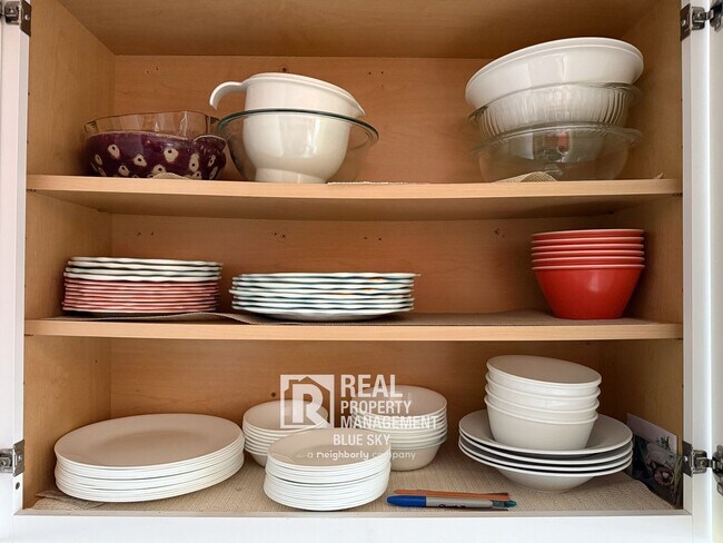 Building Photo - 9639 Greenskeeper Dr