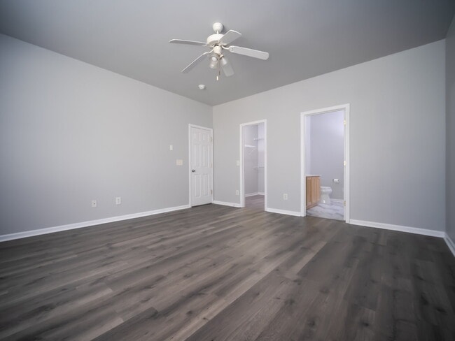 Building Photo - 1030 Boxelder Ln