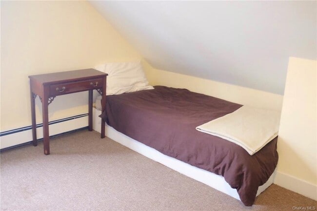 Building Photo - 78 Catherine St