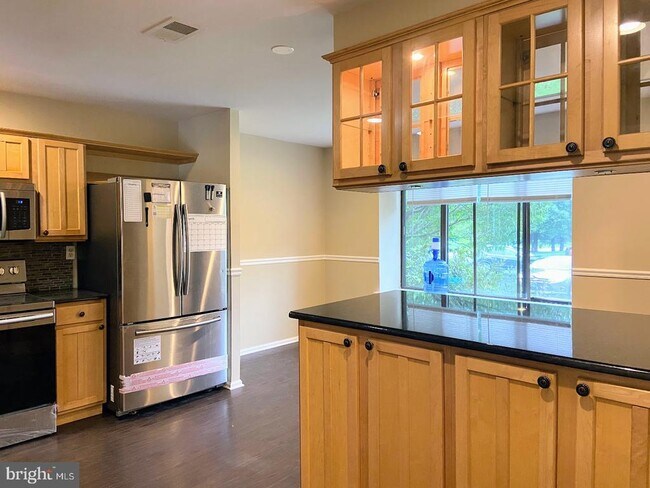 Building Photo - 203 S Snowdon Ct