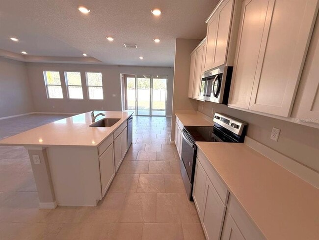 Building Photo - 7724 Broad River Ave