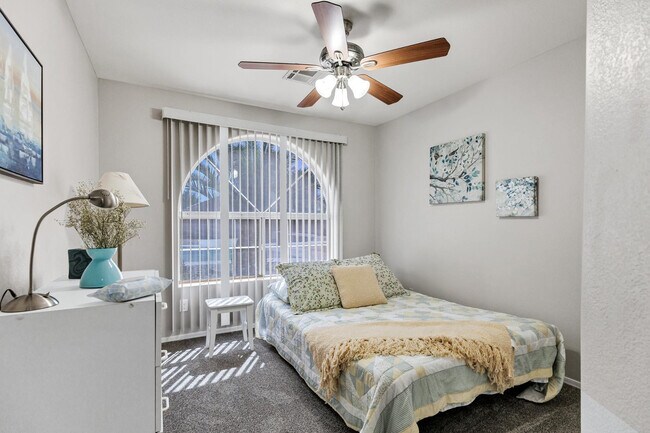 Building Photo - 144 S Kingston St