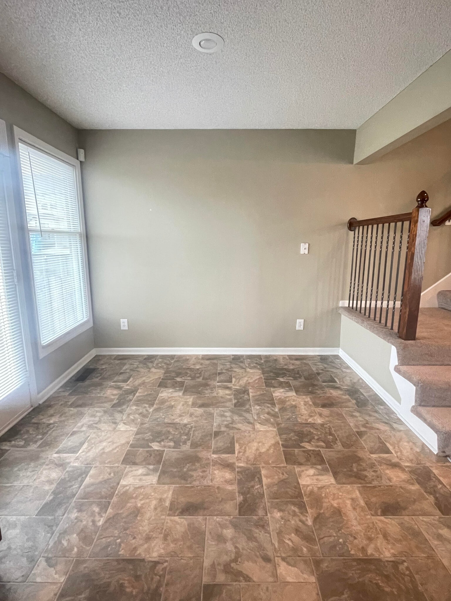 Building Photo - 4419 N 106th St