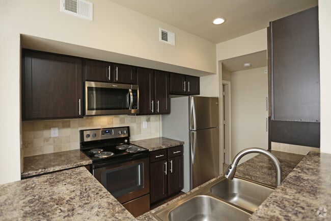 2BR,1BA - 938SF - KITCHEN - The Brazos