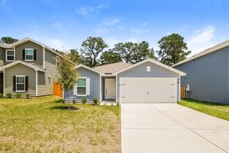 Building Photo - 23055 Bellini Dr